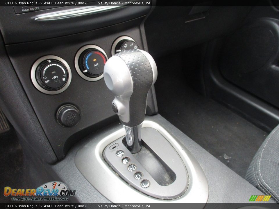 2011 Nissan Rogue SV AWD Pearl White / Black Photo #16
