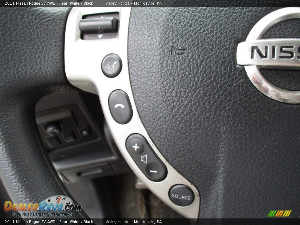 2011 Nissan Rogue SV AWD Pearl White / Black Photo #18