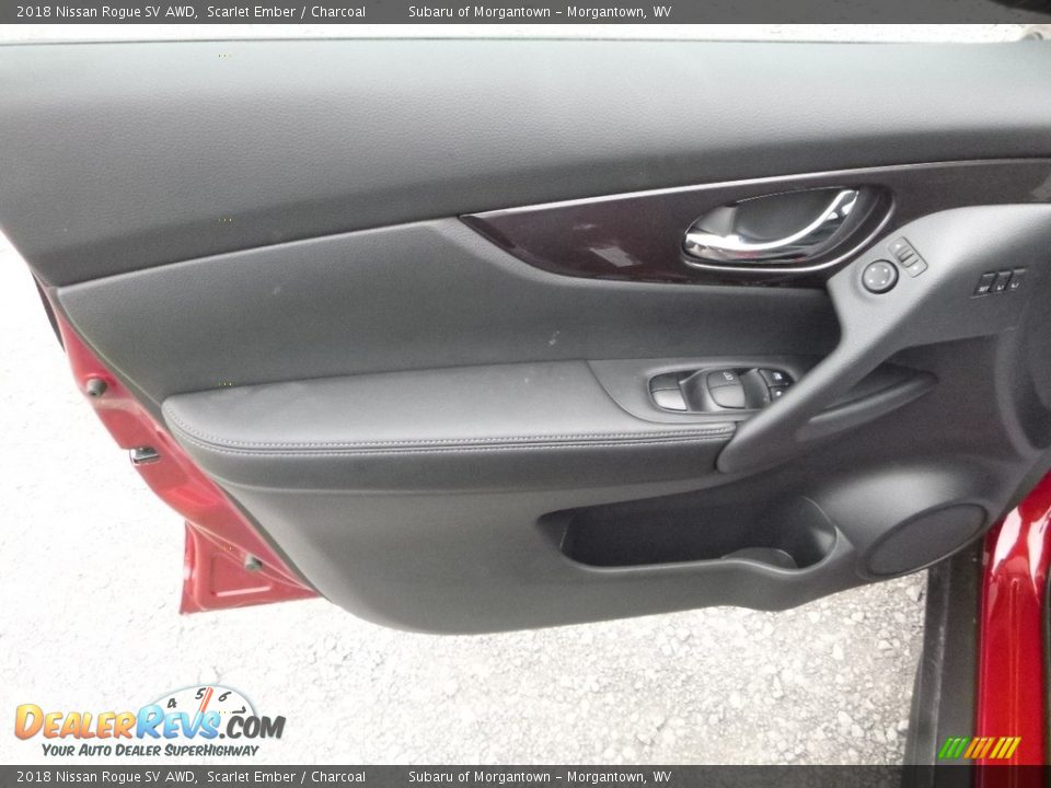 2018 Nissan Rogue SV AWD Scarlet Ember / Charcoal Photo #12