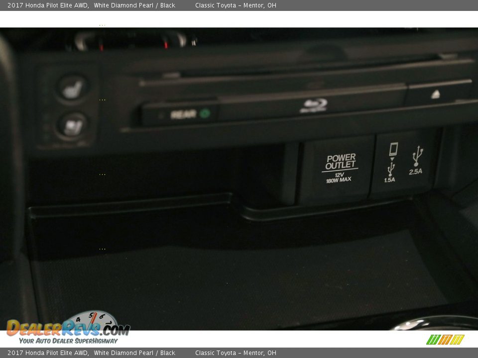 2017 Honda Pilot Elite AWD White Diamond Pearl / Black Photo #11