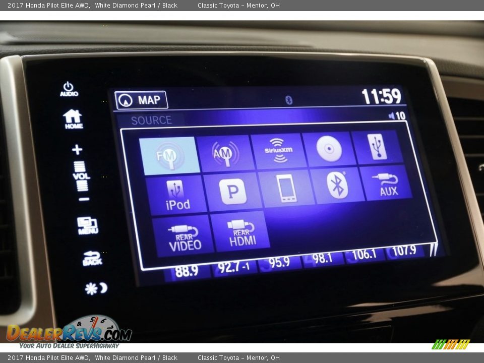 2017 Honda Pilot Elite AWD White Diamond Pearl / Black Photo #18