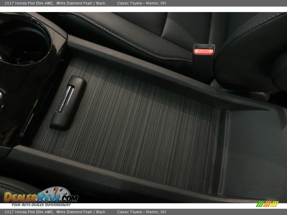 2017 Honda Pilot Elite AWD White Diamond Pearl / Black Photo #22