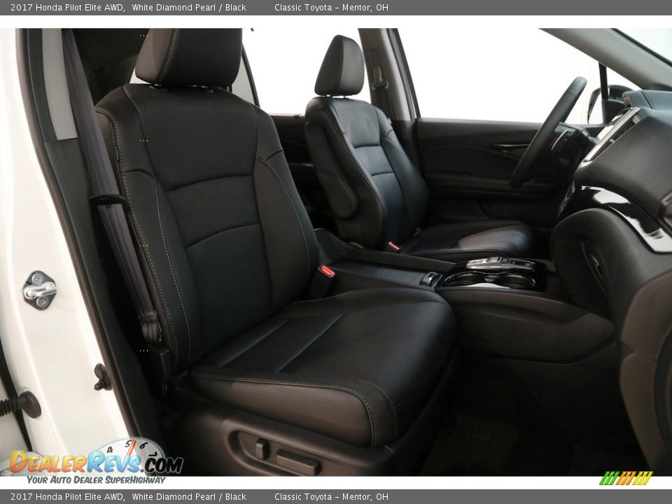 2017 Honda Pilot Elite AWD White Diamond Pearl / Black Photo #24