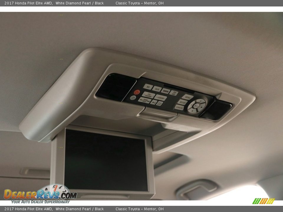 2017 Honda Pilot Elite AWD White Diamond Pearl / Black Photo #30