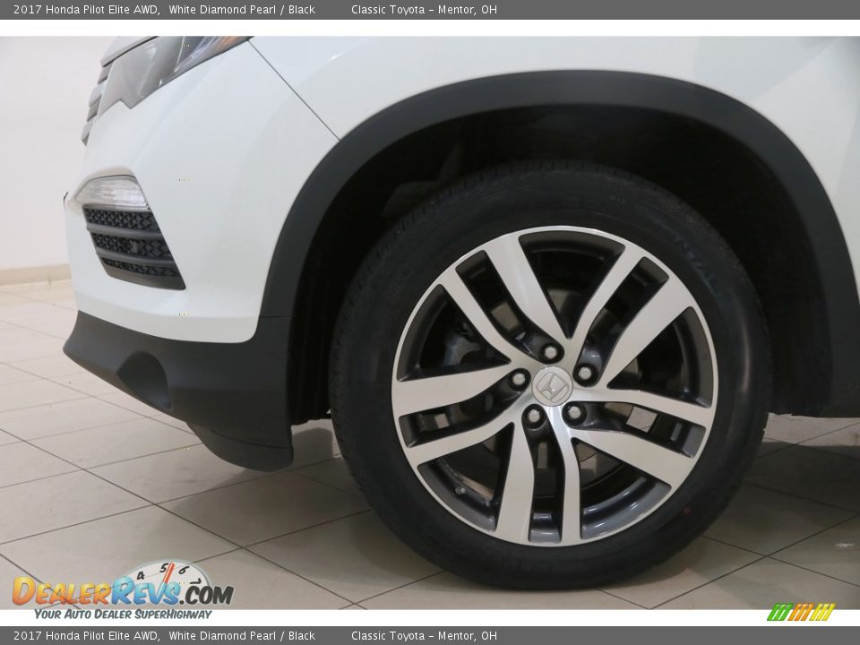 2017 Honda Pilot Elite AWD White Diamond Pearl / Black Photo #34