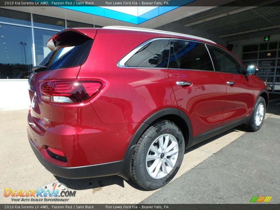 2019 Kia Sorento LX AWD Passion Red / Satin Black Photo #3