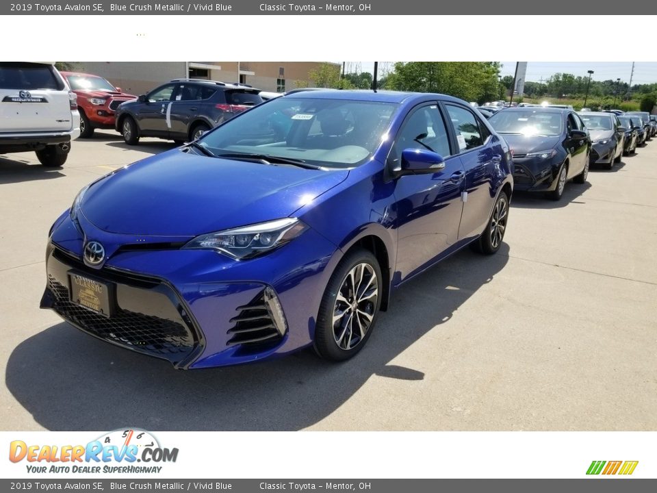Front 3/4 View of 2019 Toyota Avalon SE Photo #1