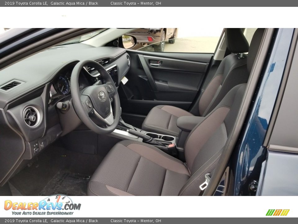 Black Interior - 2019 Toyota Corolla LE Photo #3