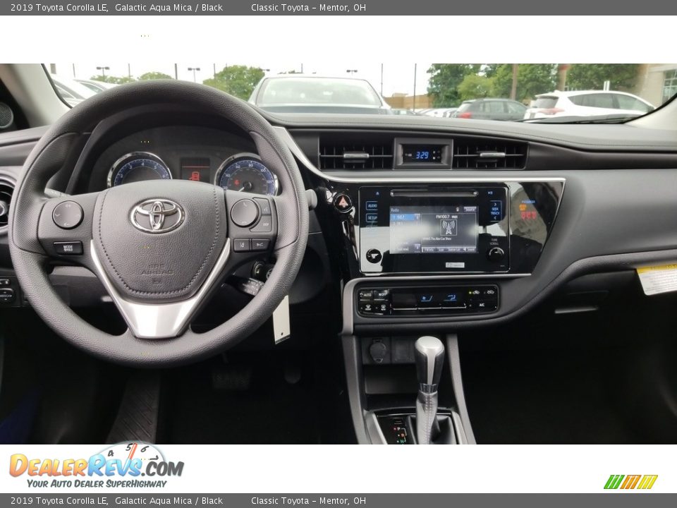 Dashboard of 2019 Toyota Corolla LE Photo #5