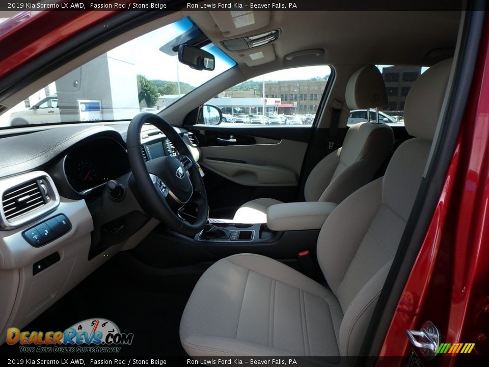 Front Seat of 2019 Kia Sorento LX AWD Photo #11