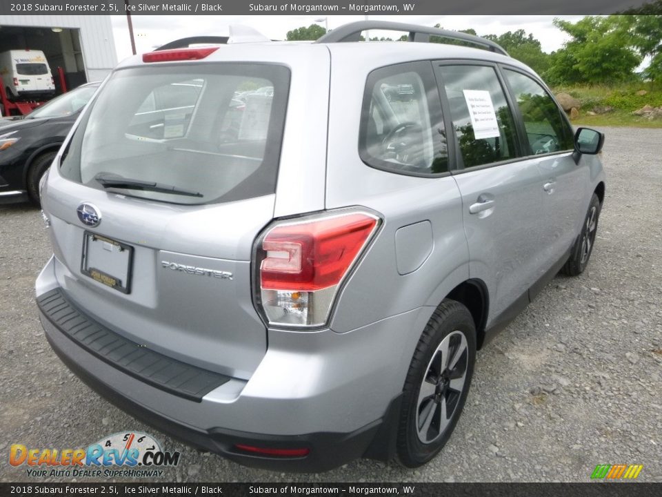 2018 Subaru Forester 2.5i Ice Silver Metallic / Black Photo #4