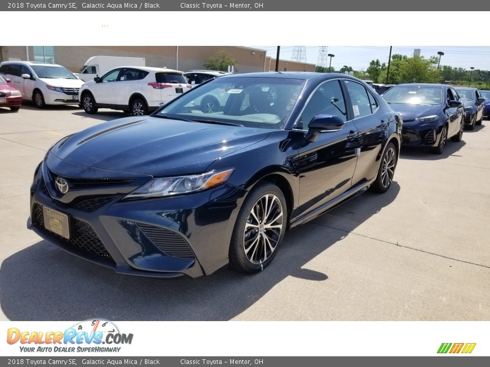2018 Toyota Camry SE Galactic Aqua Mica / Black Photo #1