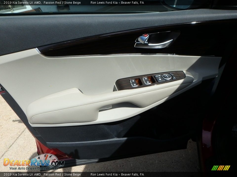 2019 Kia Sorento LX AWD Passion Red / Stone Beige Photo #14