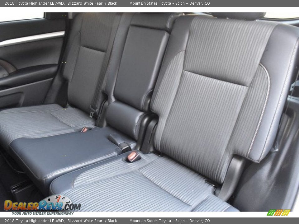 2018 Toyota Highlander LE AWD Blizzard White Pearl / Black Photo #15