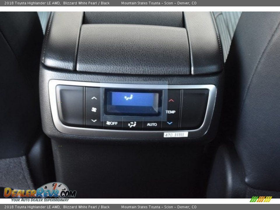 2018 Toyota Highlander LE AWD Blizzard White Pearl / Black Photo #16