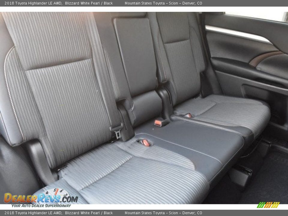 2018 Toyota Highlander LE AWD Blizzard White Pearl / Black Photo #19