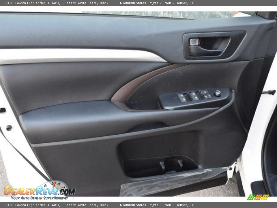 2018 Toyota Highlander LE AWD Blizzard White Pearl / Black Photo #22