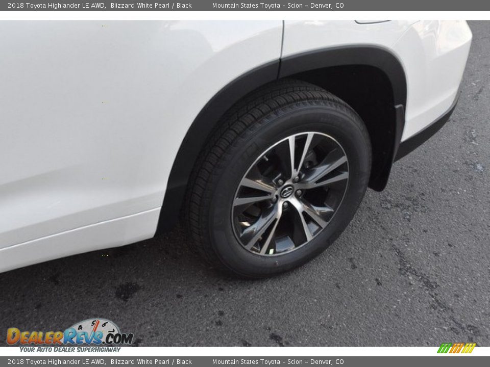 2018 Toyota Highlander LE AWD Blizzard White Pearl / Black Photo #35