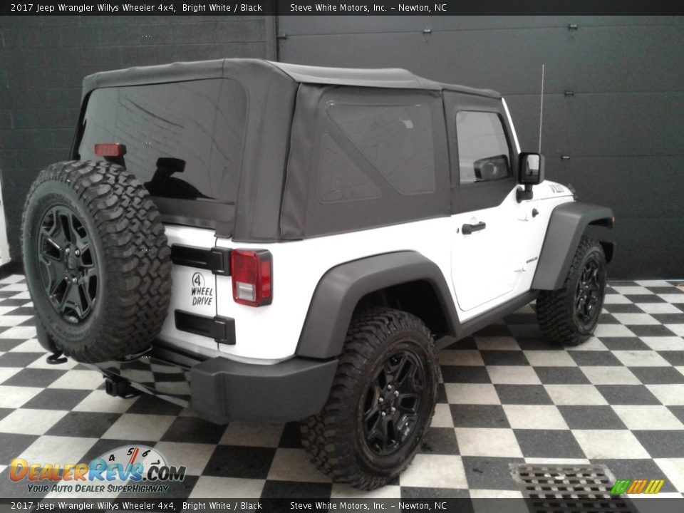 2017 Jeep Wrangler Willys Wheeler 4x4 Bright White / Black Photo #5
