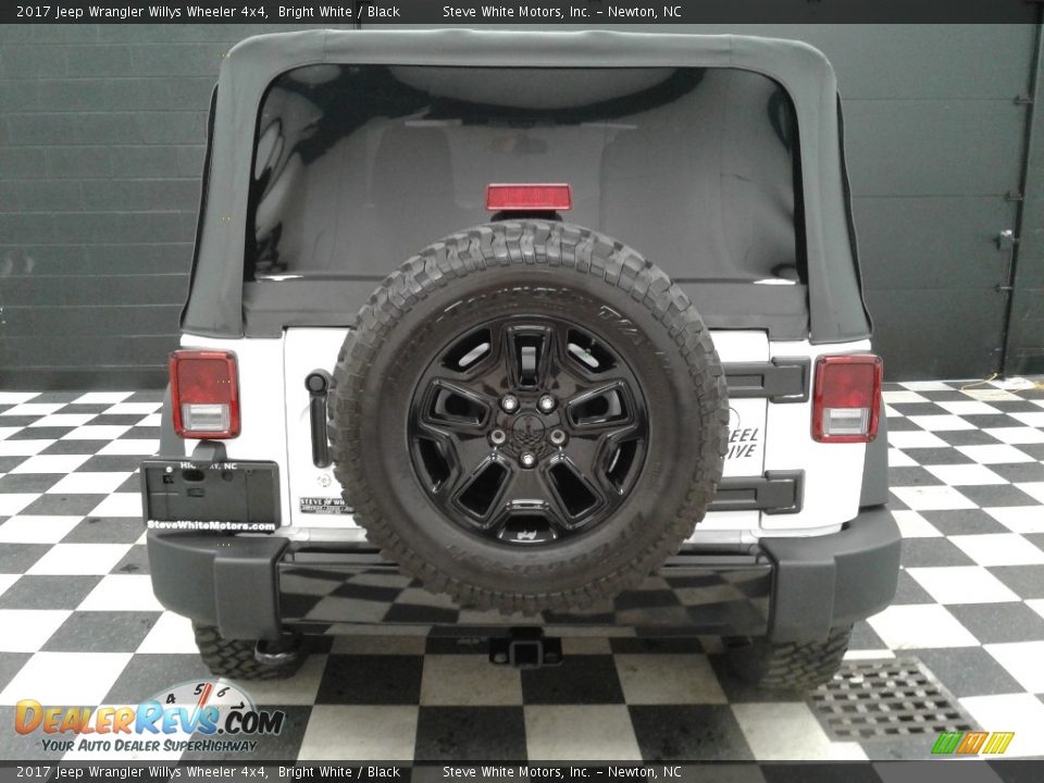 2017 Jeep Wrangler Willys Wheeler 4x4 Bright White / Black Photo #6