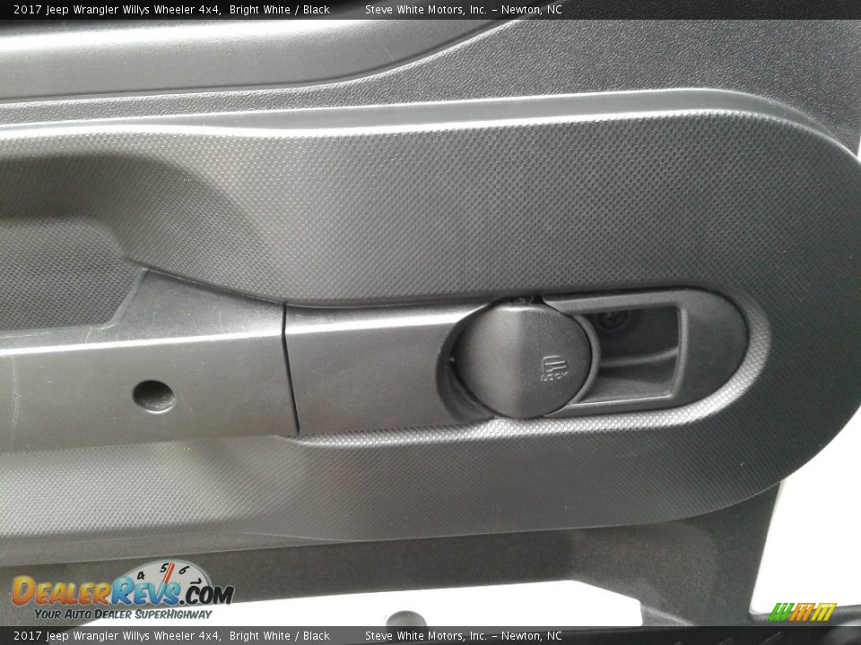 2017 Jeep Wrangler Willys Wheeler 4x4 Bright White / Black Photo #8