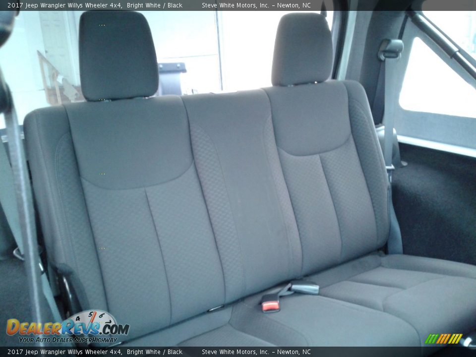 2017 Jeep Wrangler Willys Wheeler 4x4 Bright White / Black Photo #12