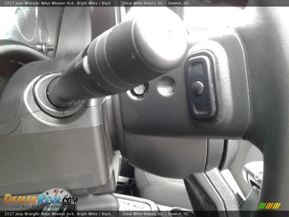 2017 Jeep Wrangler Willys Wheeler 4x4 Bright White / Black Photo #14