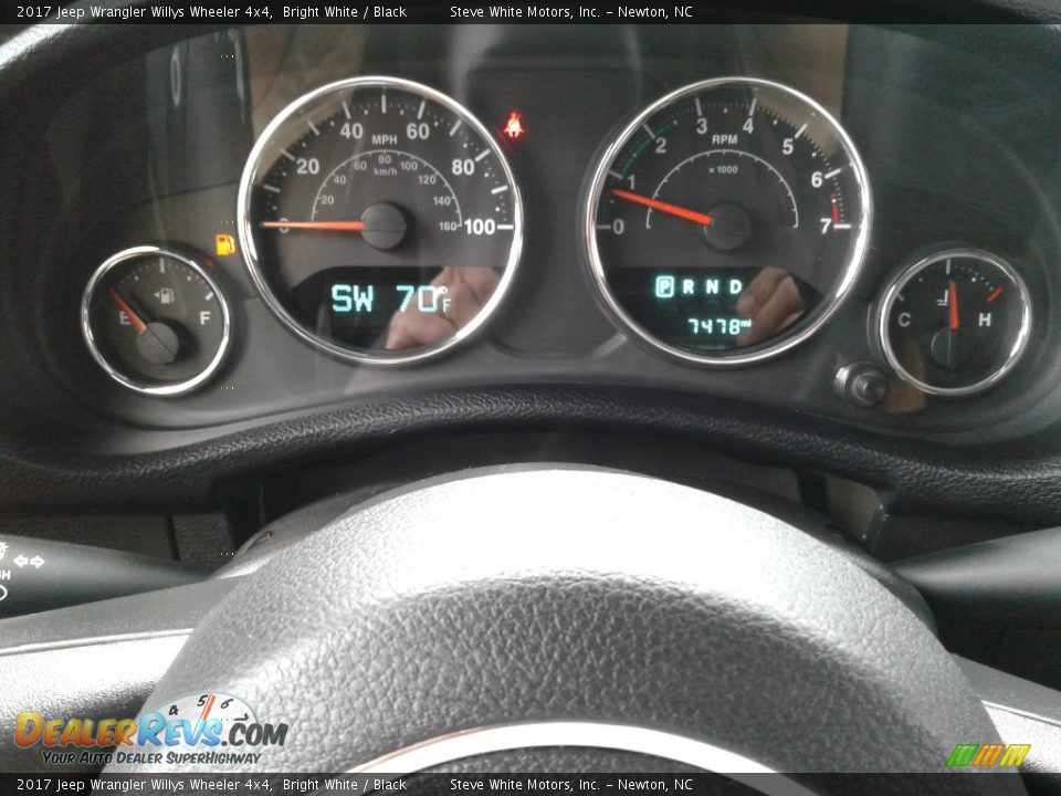 2017 Jeep Wrangler Willys Wheeler 4x4 Bright White / Black Photo #17