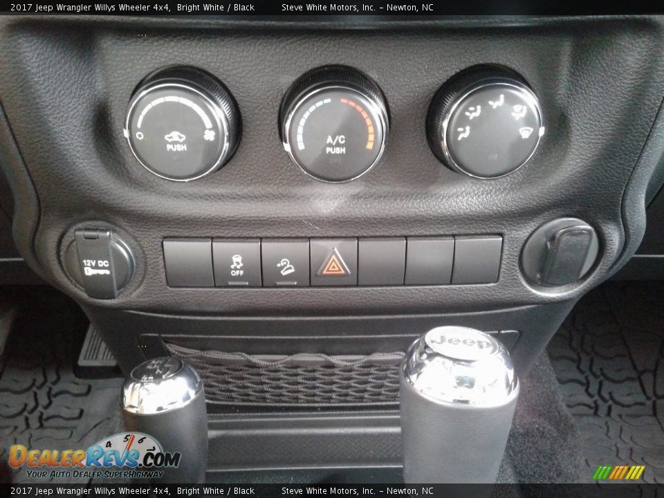 2017 Jeep Wrangler Willys Wheeler 4x4 Bright White / Black Photo #20