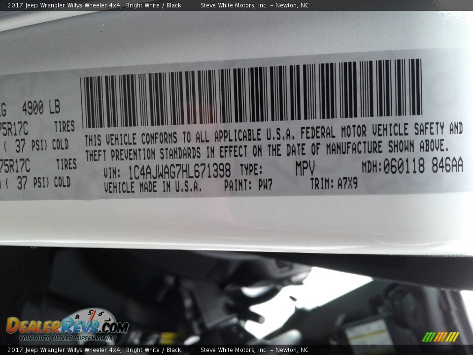 2017 Jeep Wrangler Willys Wheeler 4x4 Bright White / Black Photo #25