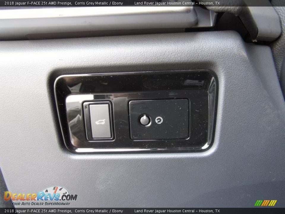 2018 Jaguar F-PACE 25t AWD Prestige Corris Grey Metallic / Ebony Photo #28