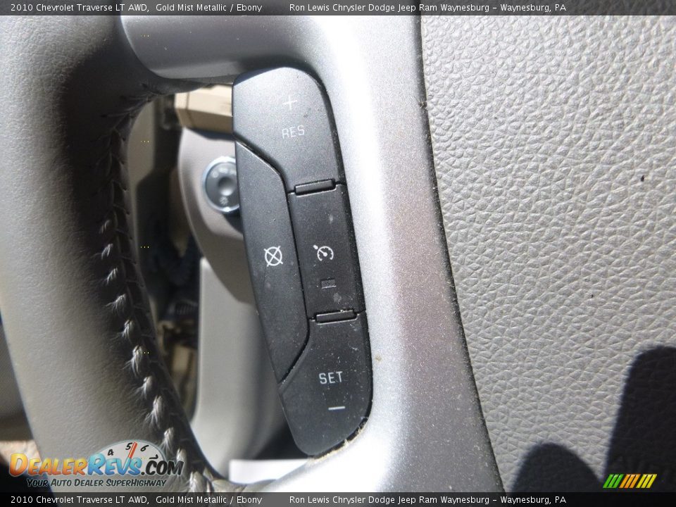 2010 Chevrolet Traverse LT AWD Gold Mist Metallic / Ebony Photo #21