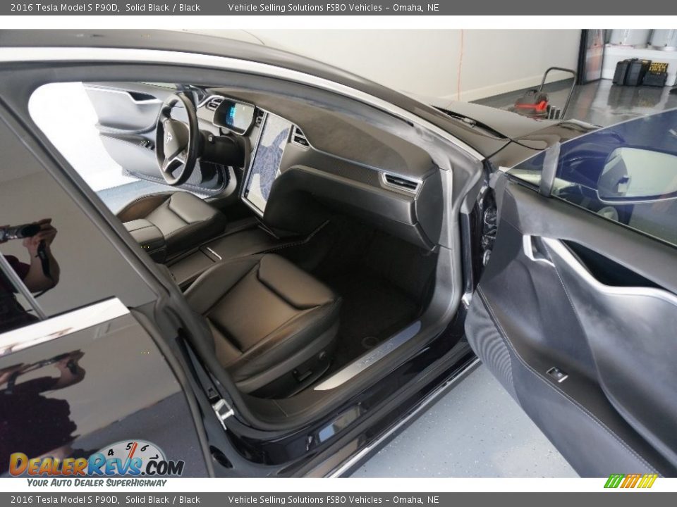 Front Seat of 2016 Tesla Model S P90D Photo #3