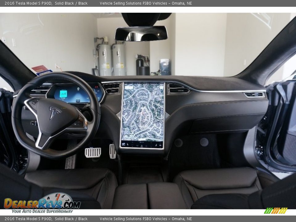 Dashboard of 2016 Tesla Model S P90D Photo #4