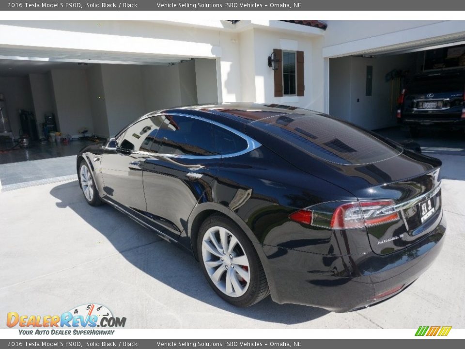 2016 Tesla Model S P90D Solid Black / Black Photo #9