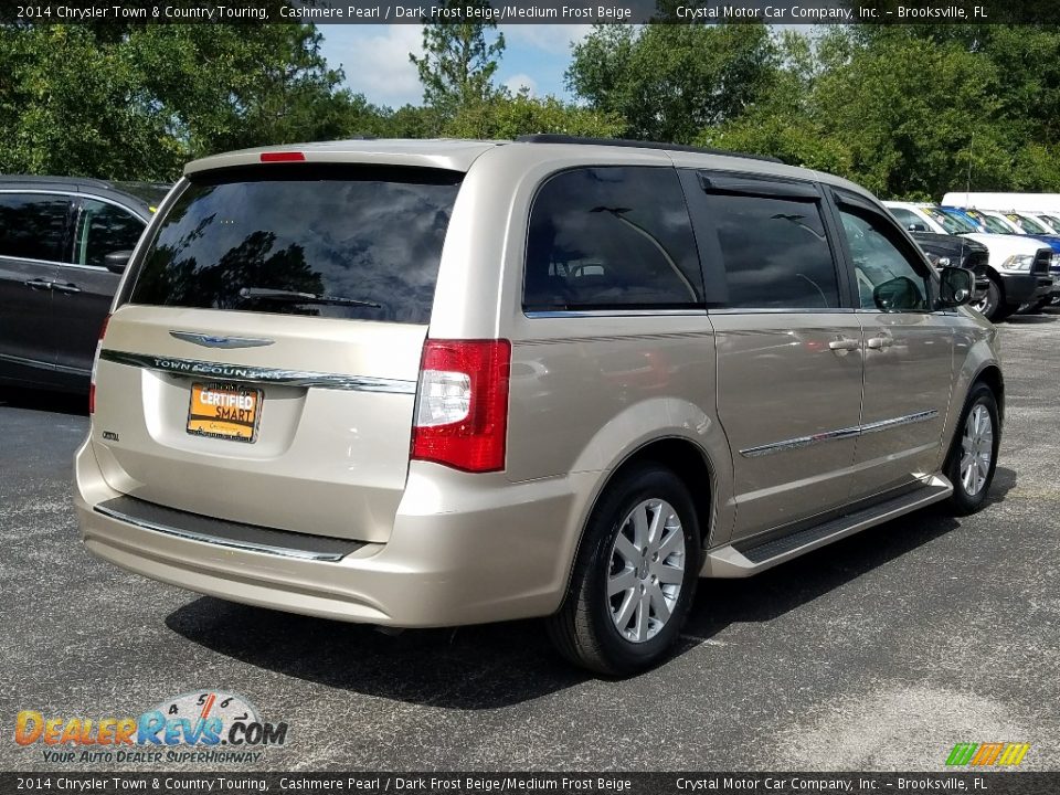 2014 Chrysler Town & Country Touring Cashmere Pearl / Dark Frost Beige/Medium Frost Beige Photo #5