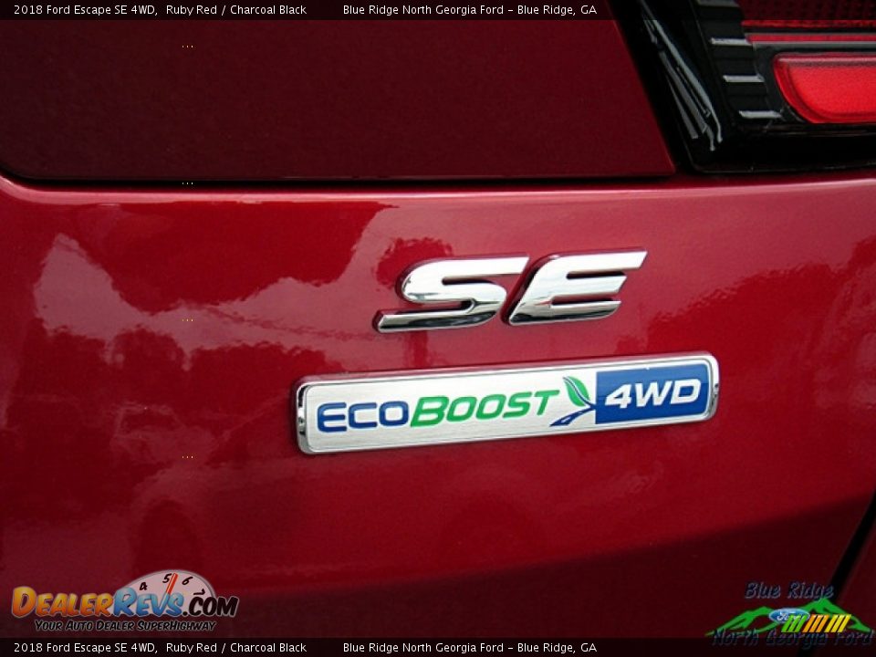 2018 Ford Escape SE 4WD Ruby Red / Charcoal Black Photo #33