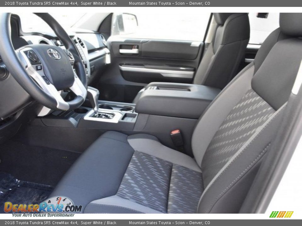 2018 Toyota Tundra SR5 CrewMax 4x4 Super White / Black Photo #6