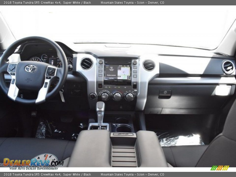 2018 Toyota Tundra SR5 CrewMax 4x4 Super White / Black Photo #8