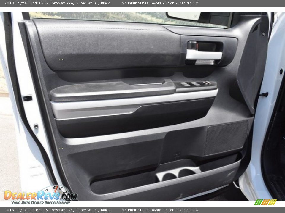 2018 Toyota Tundra SR5 CrewMax 4x4 Super White / Black Photo #20