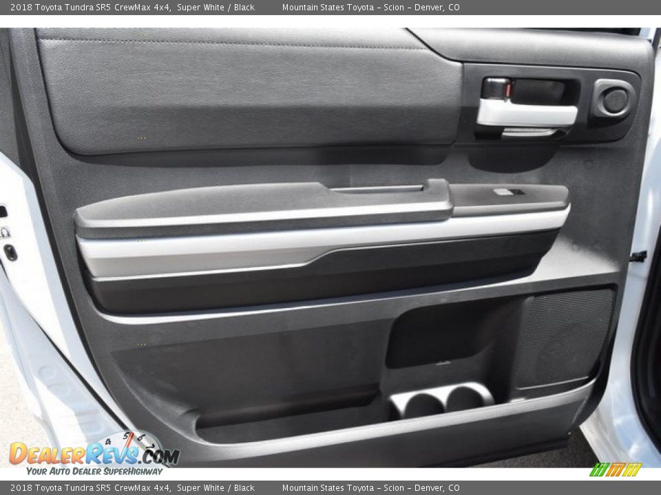 2018 Toyota Tundra SR5 CrewMax 4x4 Super White / Black Photo #21