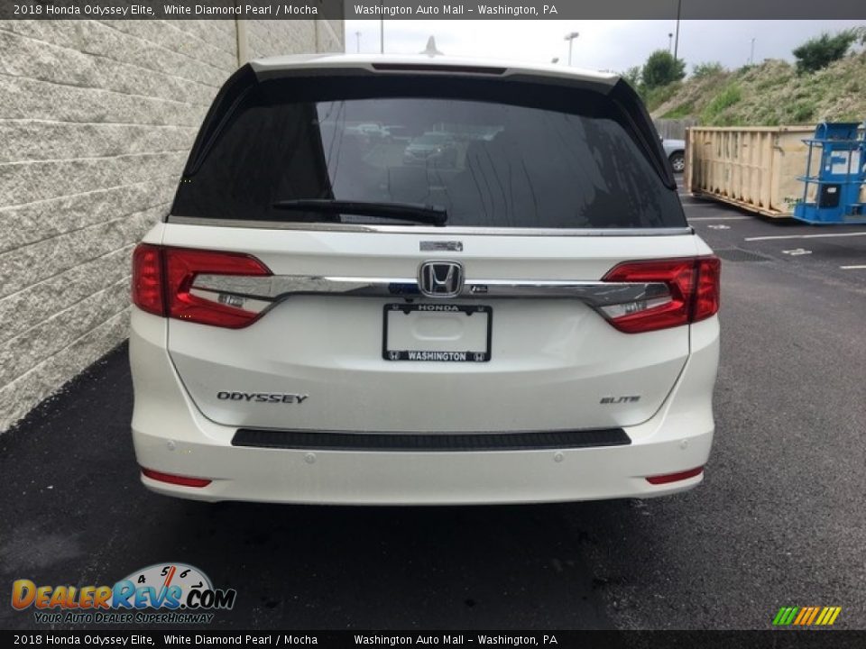 2018 Honda Odyssey Elite White Diamond Pearl / Mocha Photo #5