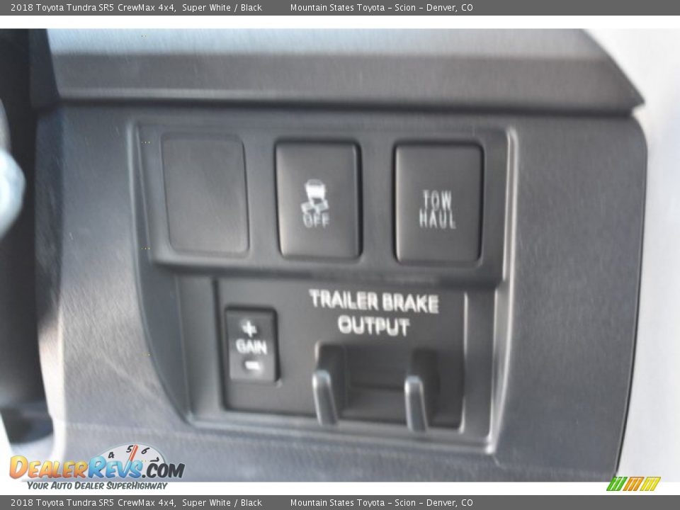 2018 Toyota Tundra SR5 CrewMax 4x4 Super White / Black Photo #29