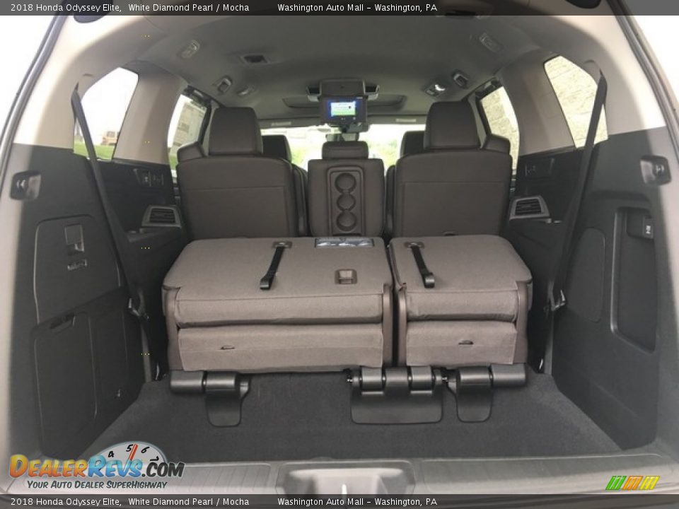 2018 Honda Odyssey Elite White Diamond Pearl / Mocha Photo #36