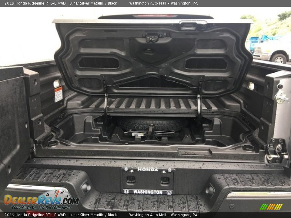 Tool Kit of 2019 Honda Ridgeline RTL-E AWD Photo #8