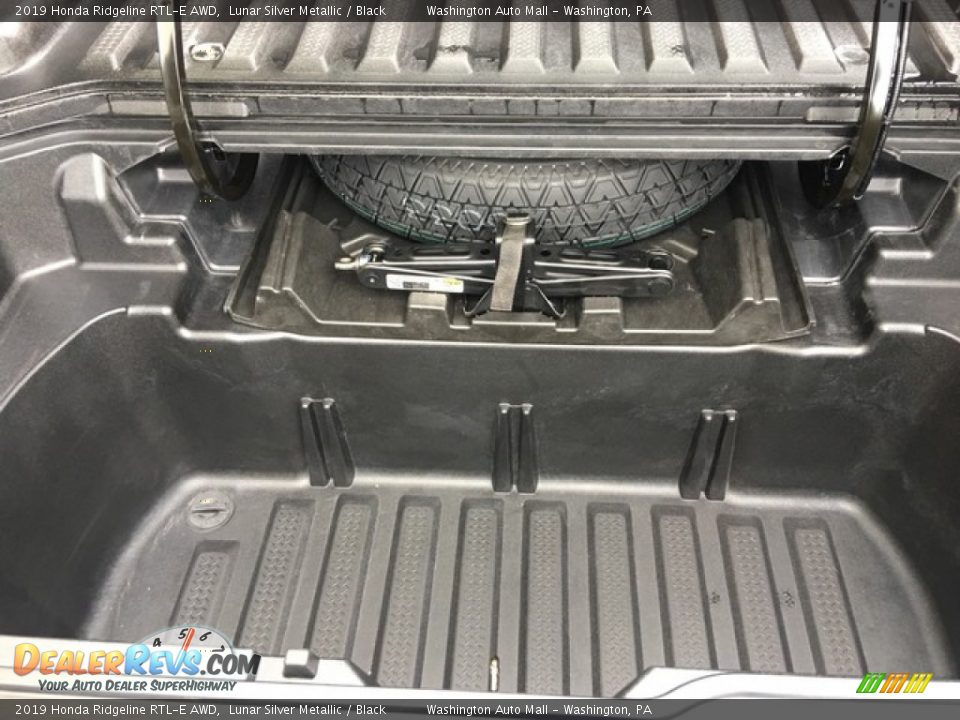 2019 Honda Ridgeline RTL-E AWD Lunar Silver Metallic / Black Photo #9