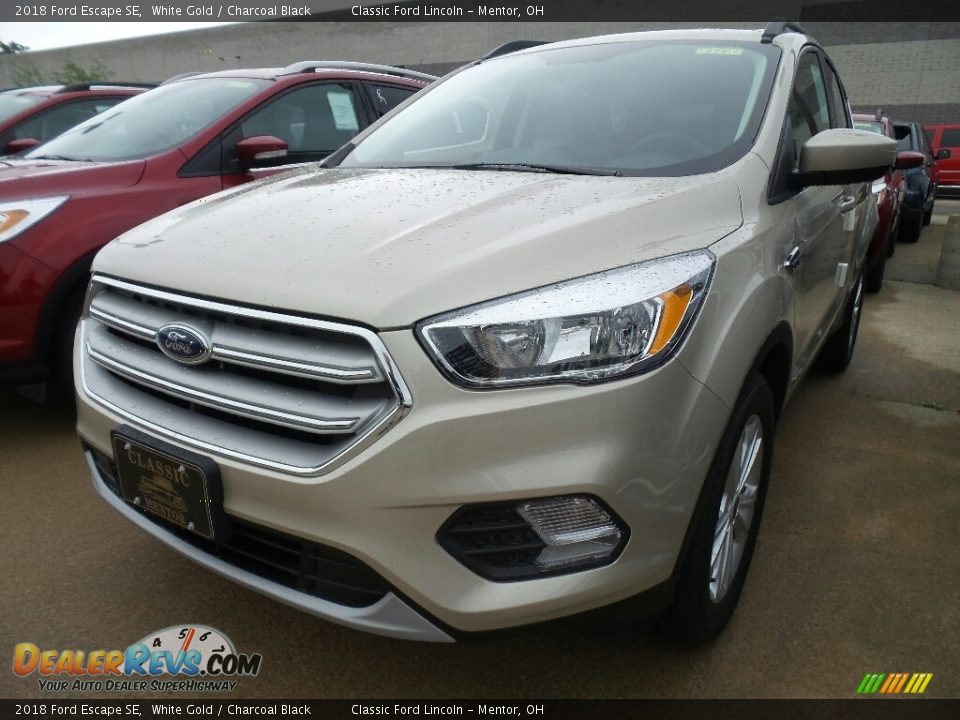 2018 Ford Escape SE White Gold / Charcoal Black Photo #1