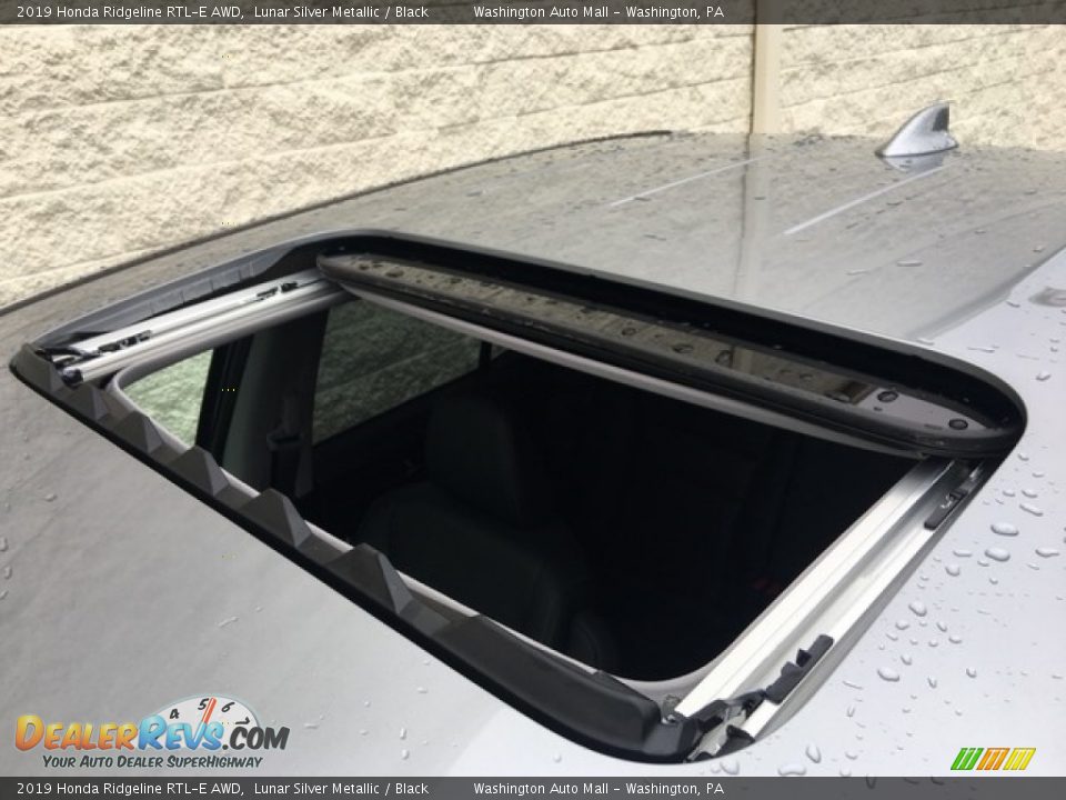 2019 Honda Ridgeline RTL-E AWD Lunar Silver Metallic / Black Photo #13