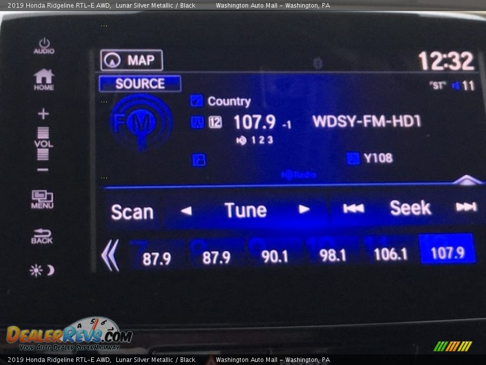 2019 Honda Ridgeline RTL-E AWD Lunar Silver Metallic / Black Photo #20