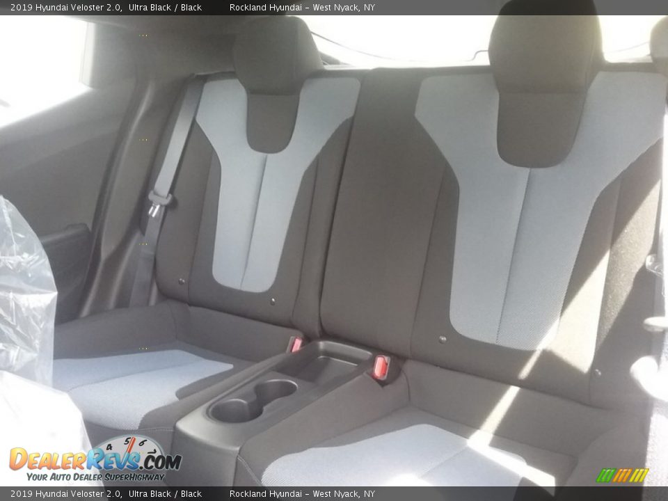 2019 Hyundai Veloster 2.0 Ultra Black / Black Photo #5